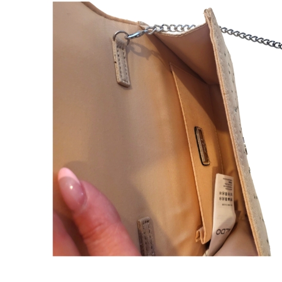 Aldo, Clutch, purse, O/S and cream in colour with rhinestones. - Picture 6 of 7